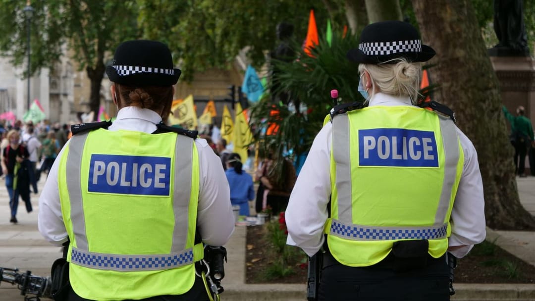 ExfilSquad lekt gegevens van meer dan 100.000 Britse politiefunctionarissen